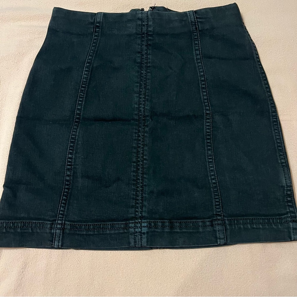Like new* mini skirt